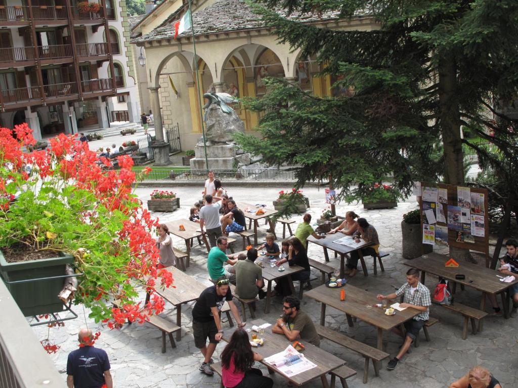 Hotel Monterosa ألانيا فالسيزيا المظهر الخارجي الصورة